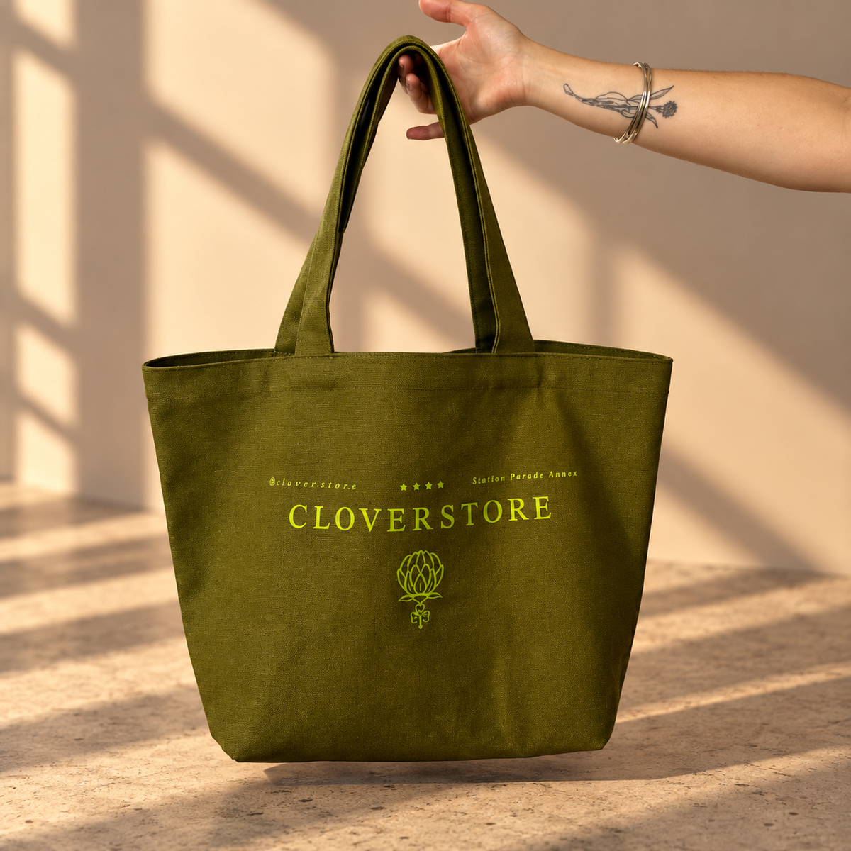 Cloverstore Large Tote Olive
