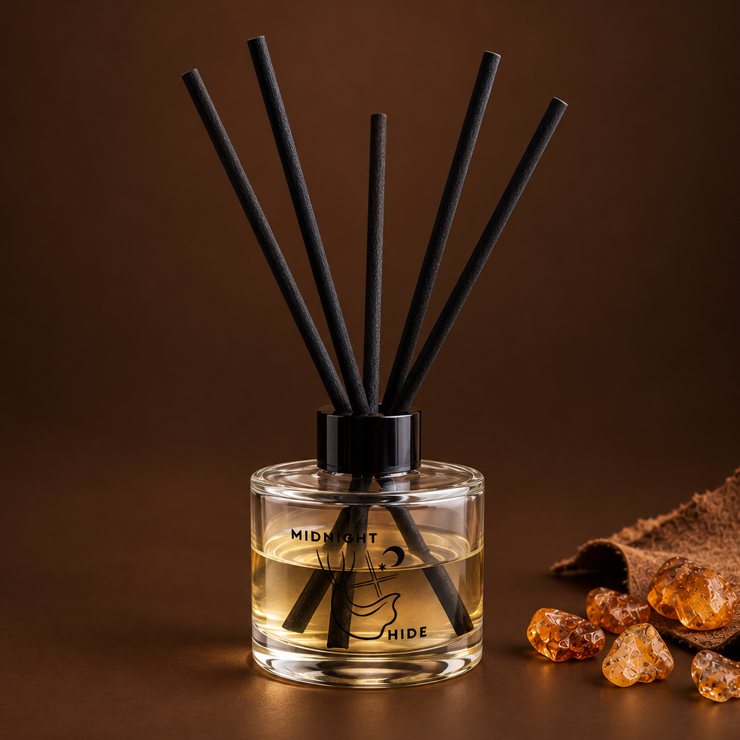 Cloverstore Signature Diffuser Midnight Hide