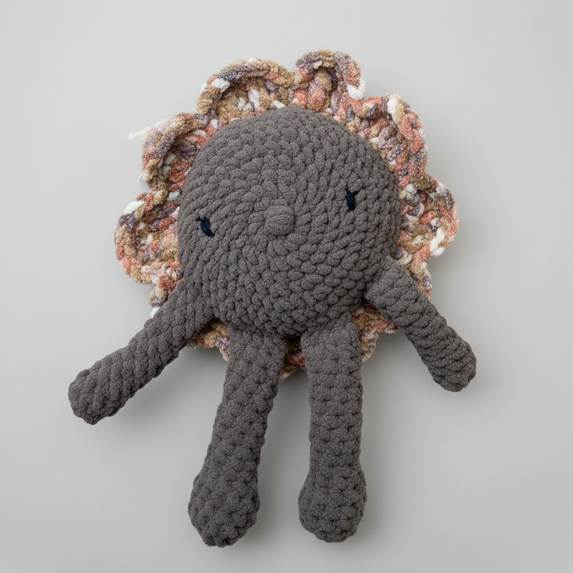 Flower Plushie (Brown), Sophia Dissanayake