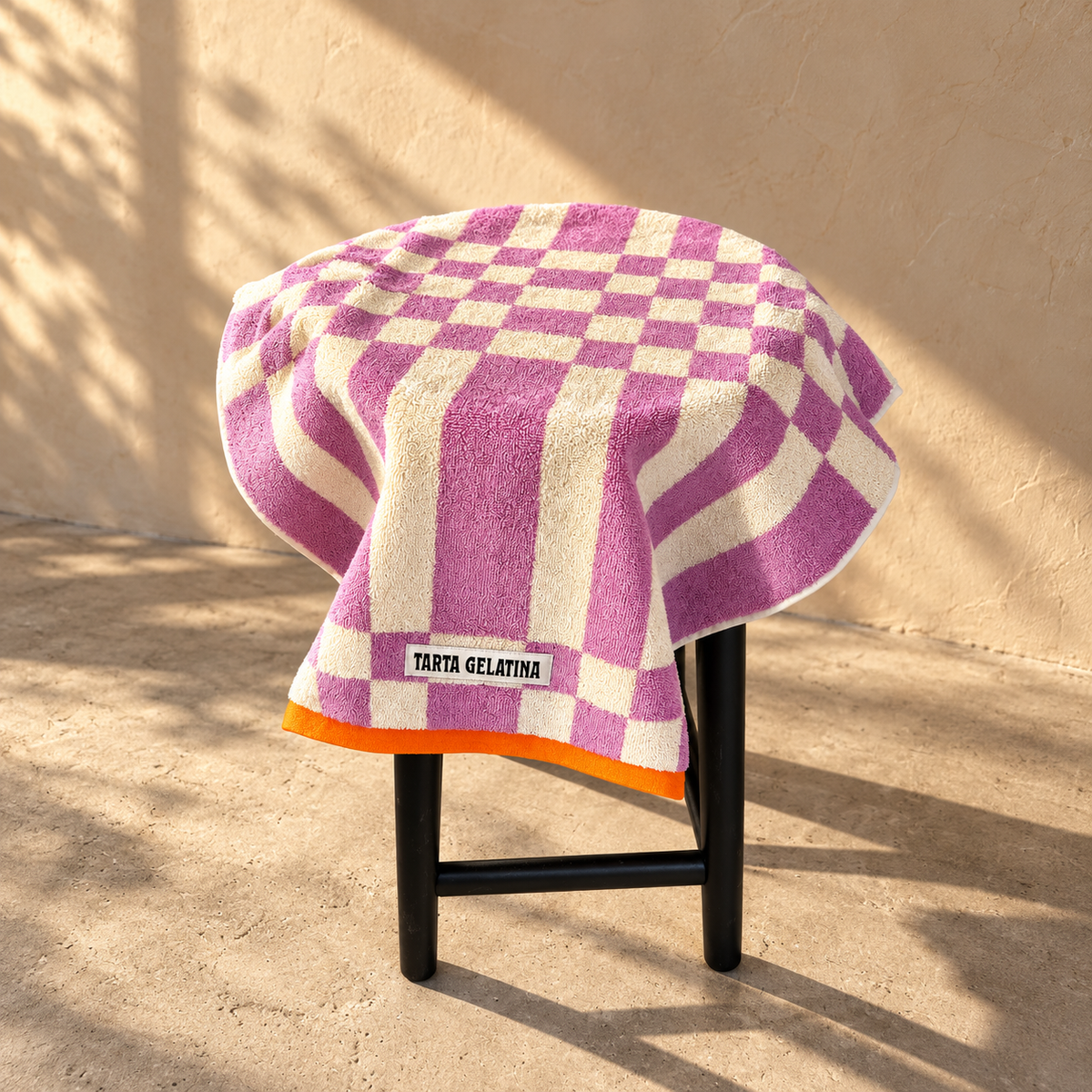 Marina Hand Towel Magenta