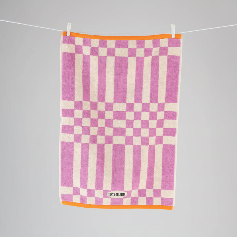 Marina Hand Towel Magenta