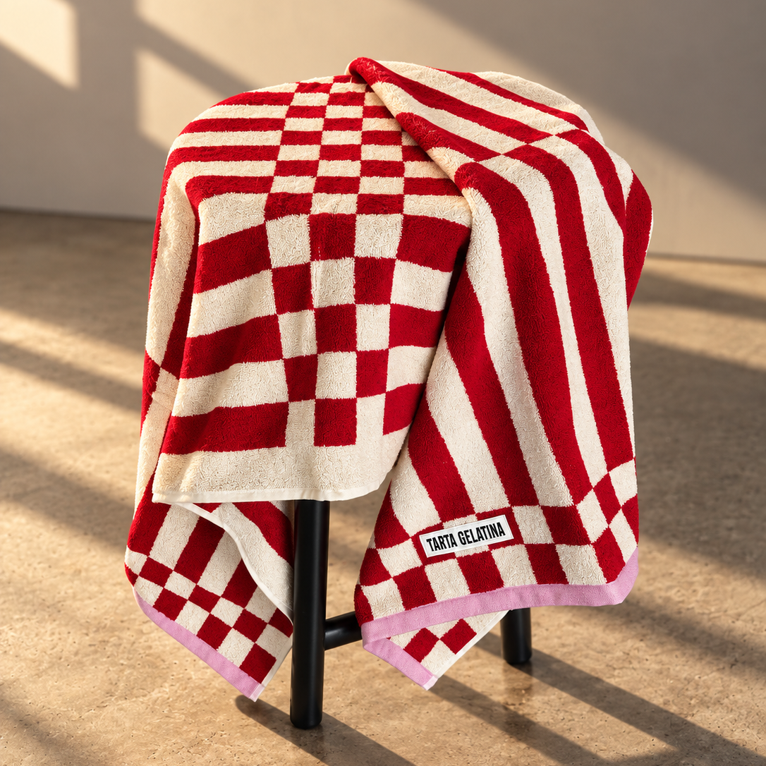 Clubhouse Bath Towel Red