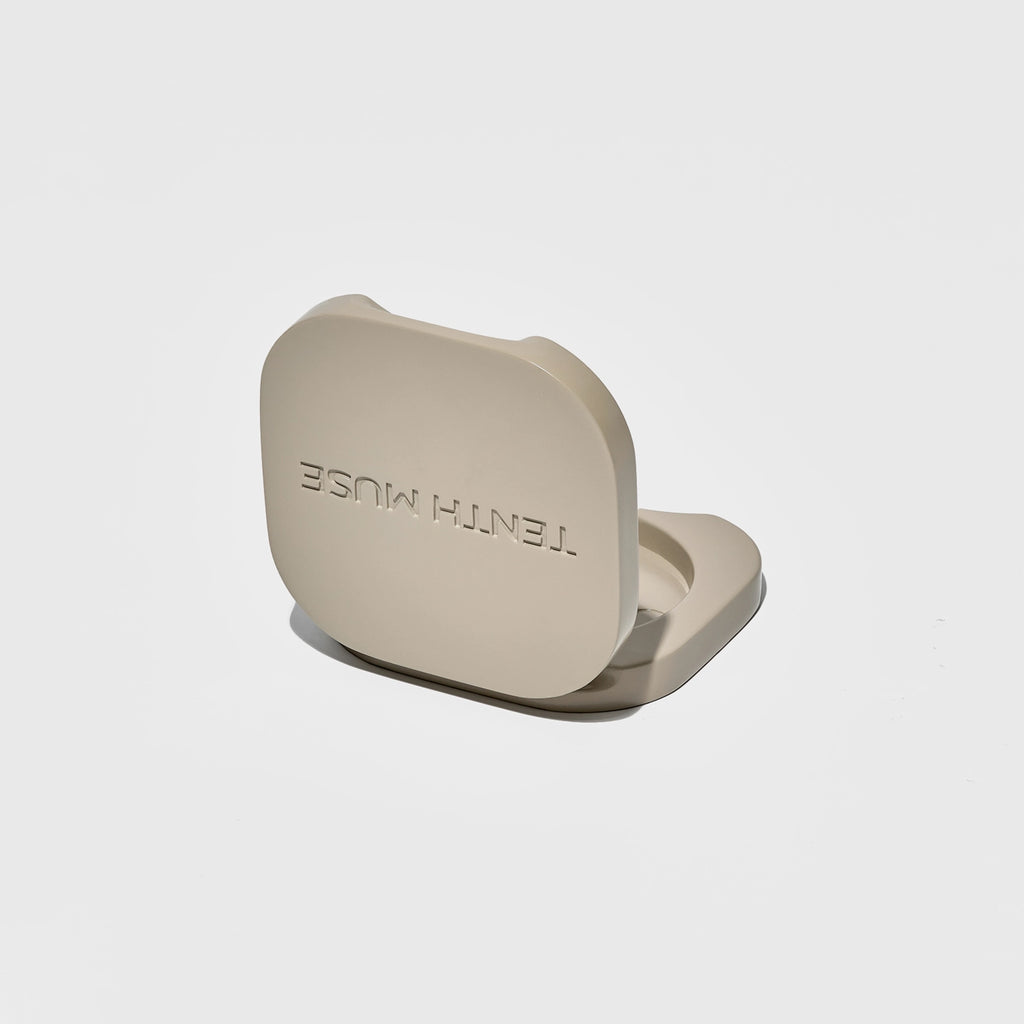 Tenth Muse Vessel Clay
