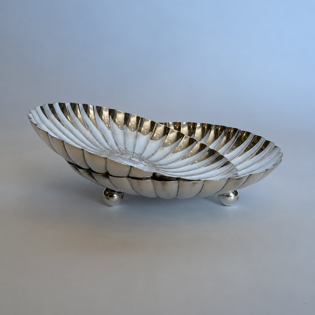 1886 Elkington & Co Silver Plated Centrepiece Dishes