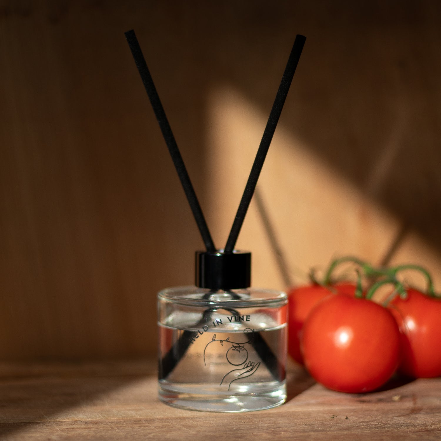 Cloverstore Signature Diffuser Held in Vine